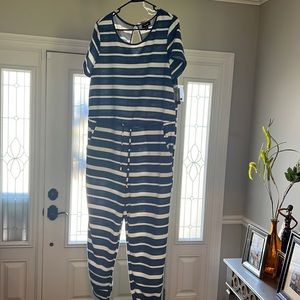 Navy and Blue with a Hue Jumpsuit🎗🌀